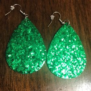 BRAND NEW TWO-SIDED LEATHER EARRINGS W/GLITTER